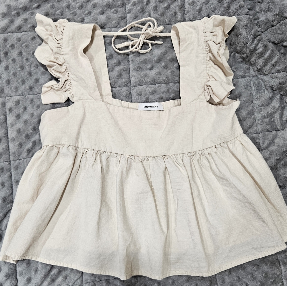 En;semble Cream Crop Top Ruffle Shirt Top Sz Med
